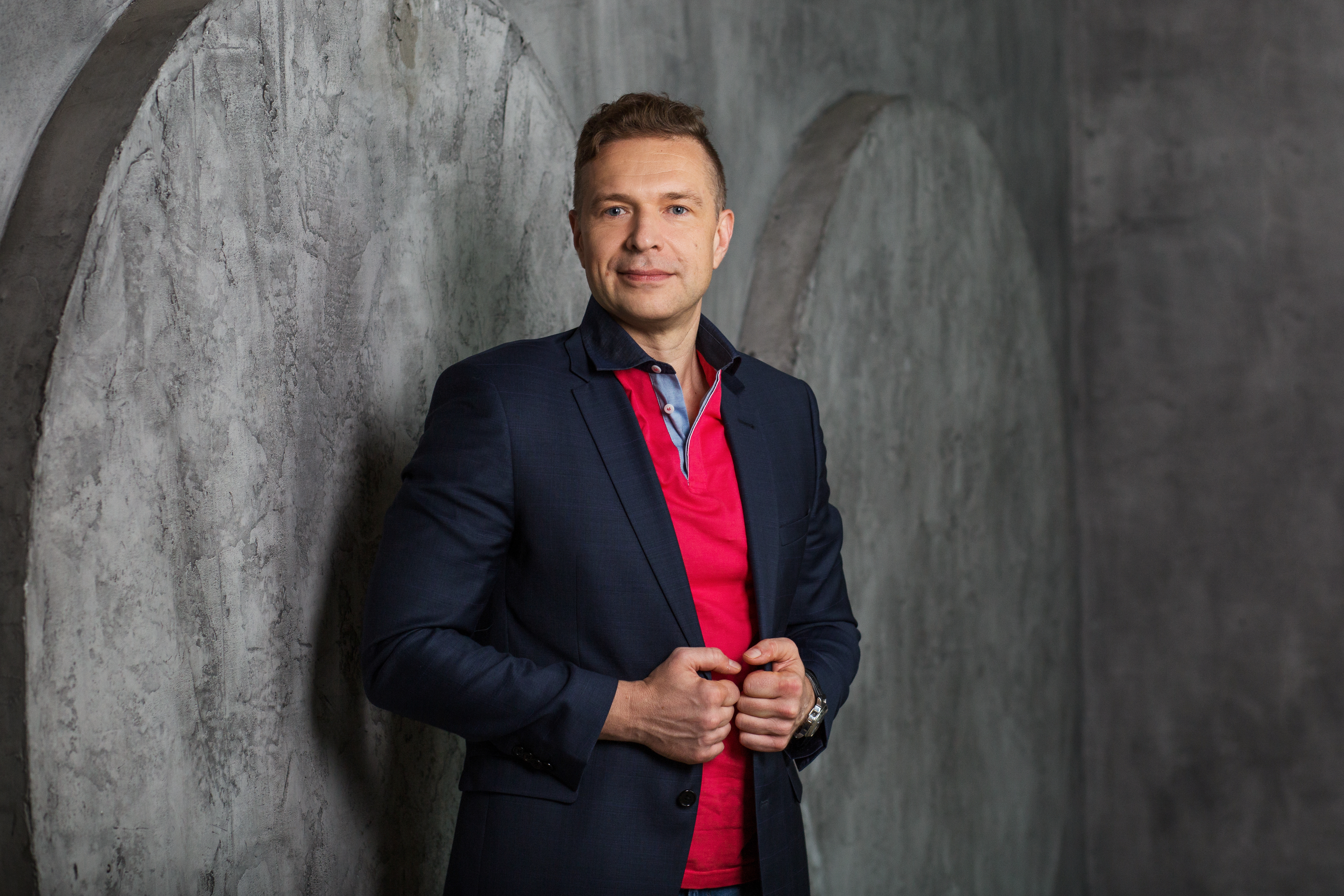 Платформа ПОНИМАЮ реализует профессиональную помощь в решении повседневных проблем сотрудников, Антон Кушнер, WOW PRO, WOW PRO 2021, премия WOW PRO, бизнес-премия, платформа Понимаю, SAVE, SAVE 2021