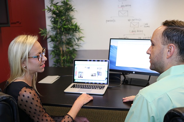 Правильные вопросы или О чем не надо говорить с кандидатом, Центр развития бизнеса и карьеры "Перспектива", Сторожева Наталья, кандидаты-управленцы, вопросы на собеседовании, невербальные сигналы собеседника, неуместно задавать на собеседовании, уместно задавать на собеседовании