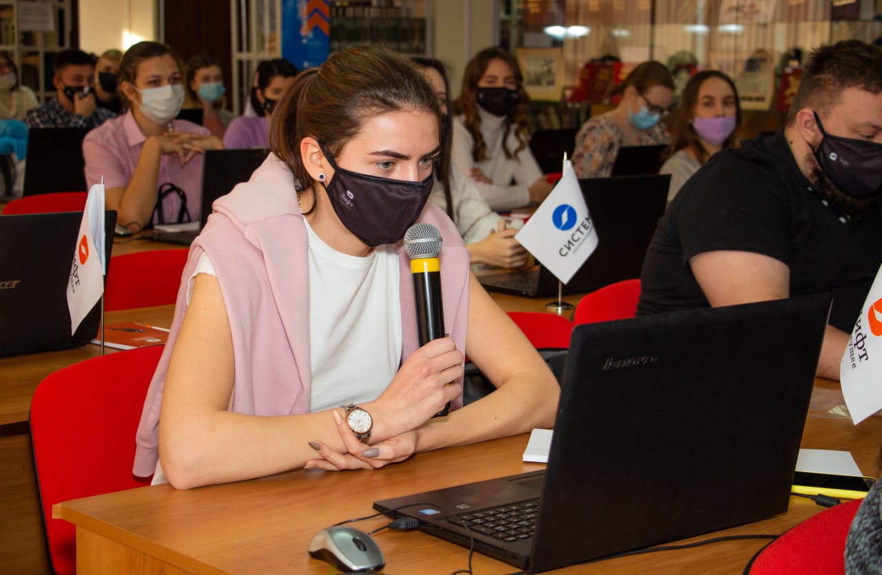 Проект «Лифт в будущее» помогает готовить инженерные кадры для АФК «Система», АФК «Система», Оксана Косаченко, готовить инженерные кадры, сократить ресурсы работодателя на обучение новых сотрудников, сократить ресурсы работодателя на адаптацию новых сотрудников, WOW!HR, WOW!HR 2021, Номинанты WOW!HR 2021, Be Cool, Ве Cool 2021