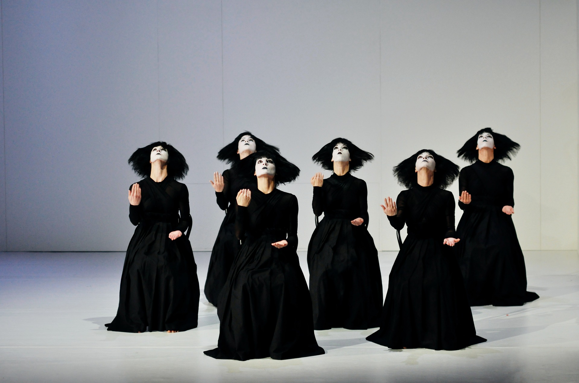 распределение ролей в команде, роли в команде, консультант, программист, руководитель проекта, социальные роли, Генератор идей, Исследователь, Дипломат, Контролер, Узкий специалист, конфликты в команде, как решить конфликты в команде, HR режиссер, Кристина Туфрина, 1С-Рарус