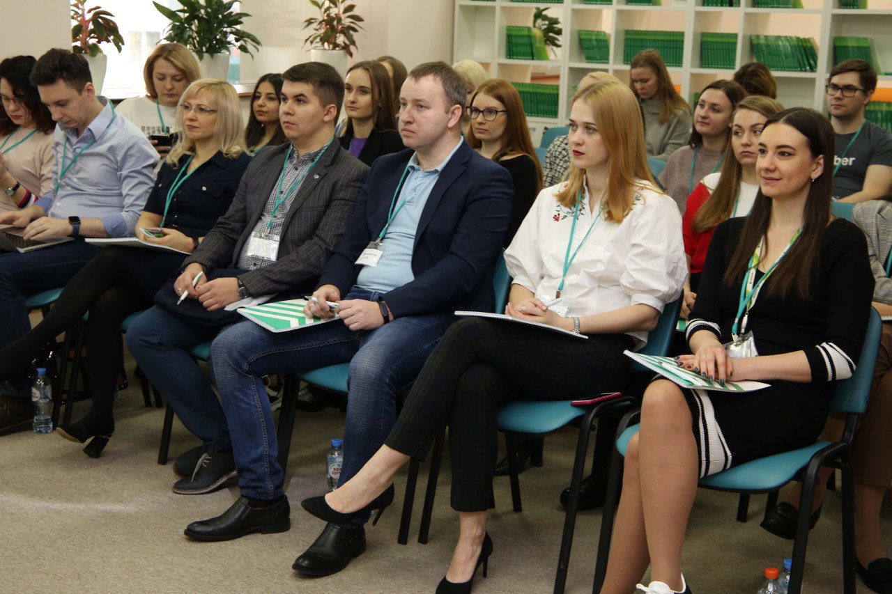 СБЕР ­решил проблему потери времени на массовых и рутинных звонках, Людмила Белоглазова, Юлия Держаленко, Сбер, ПАО Сбербанк, новая модель продаж, достучаться до клиента, трансформация коммуникаций с кандидатом, WOW!HR, WOW!HR 2021, Номинанты WOW!HR 2021, Make Team, Make Team 2021