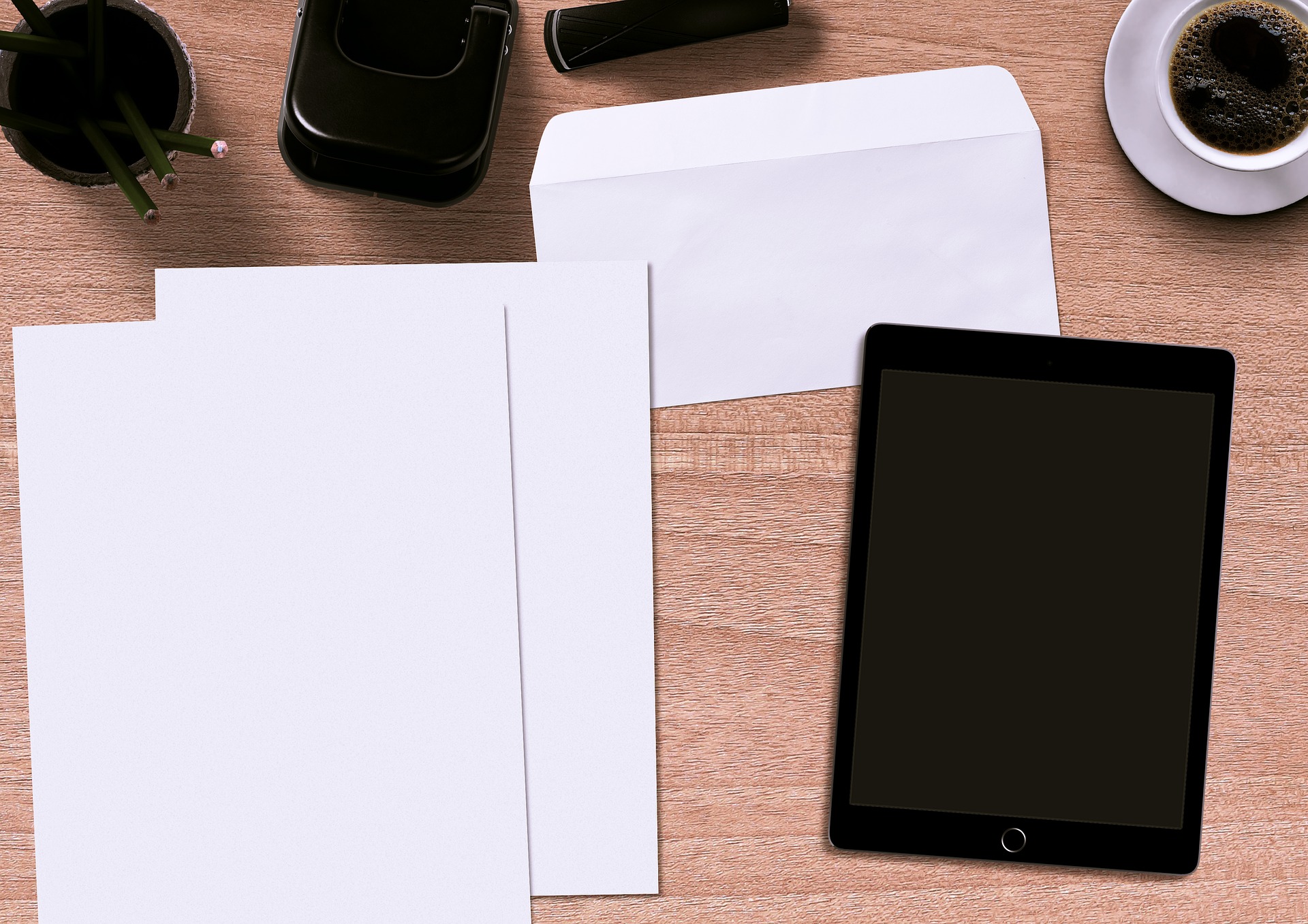 МФК «Честное слово», Только не туда. Типы работодателей, к которым не хотят идти работать, Альберт Мицевич, работодатель, соискатель, руководство, руководитель, сотрудник, кандидат, будущий начальник, испытательный срок, мотивация, зарплата в конверте, система мотивации, неясность