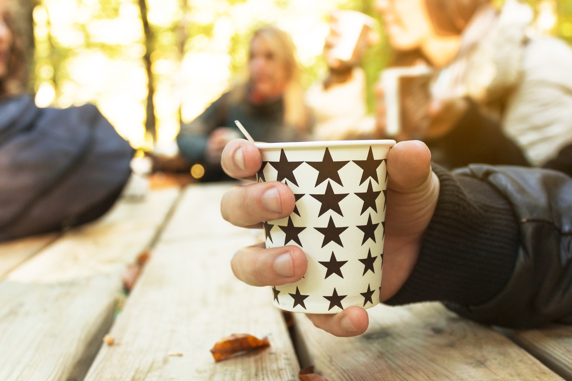 SLG, Нурия Архипова, 3 шага к здоровой атмосфере в компании, позитивно, сотрудник любит работу, любить работу, преданность компании, Трансляция стандартов, руководитель, Любовь к делу, сплоченный коллектив, максимальный комфорт, комфорт на работе, доверие, неформальное общение, Дружеские отношения