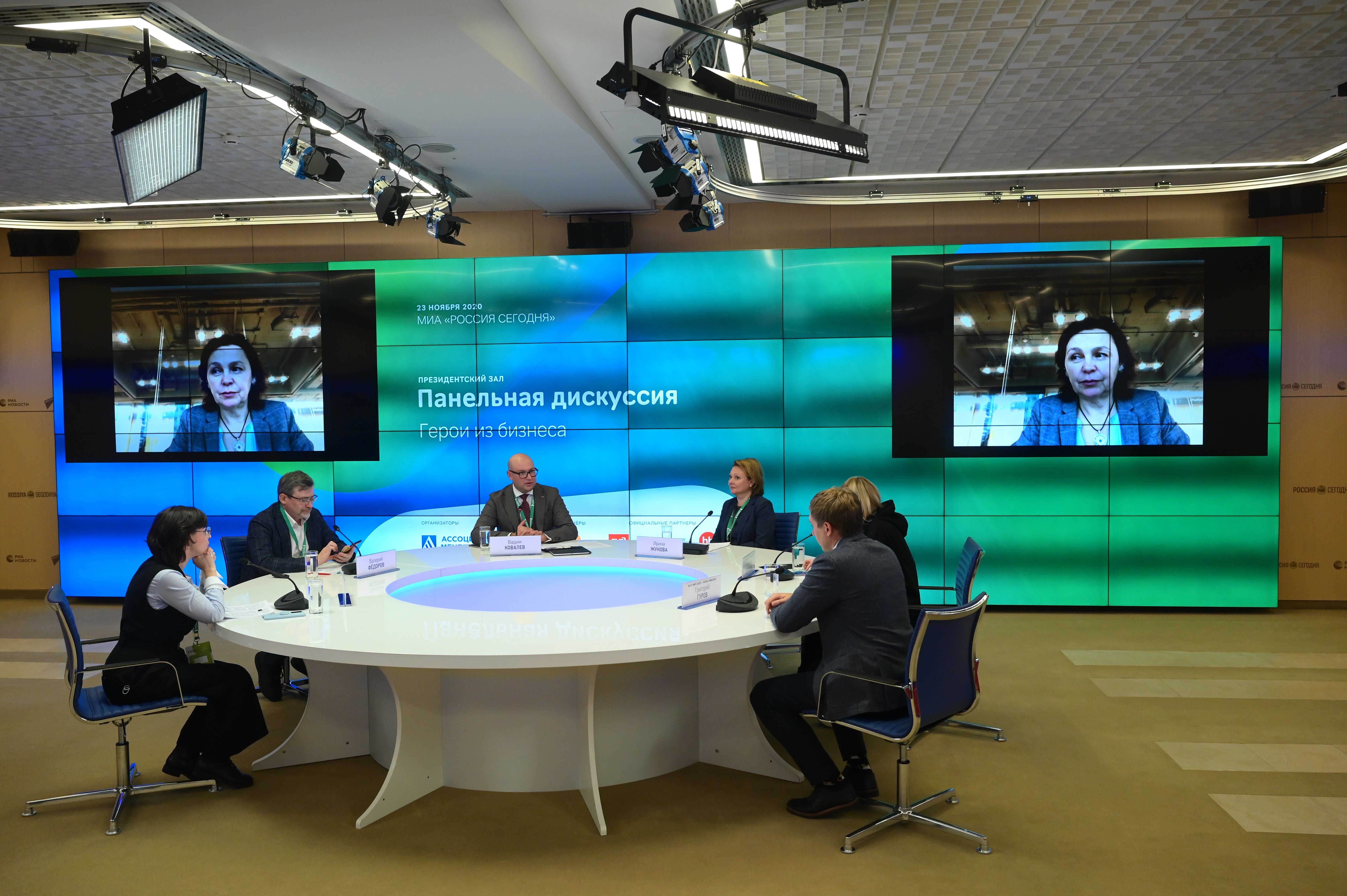 Корпоративное волонтерство из экзотики превратилось в норму, корпоративное волонтерство, желание принести пользу обществу, исследование ВЦИОМ, новые тренды корпортивного волонтерства, катализатор активности бизнеса, программы корпортивного волонтерства